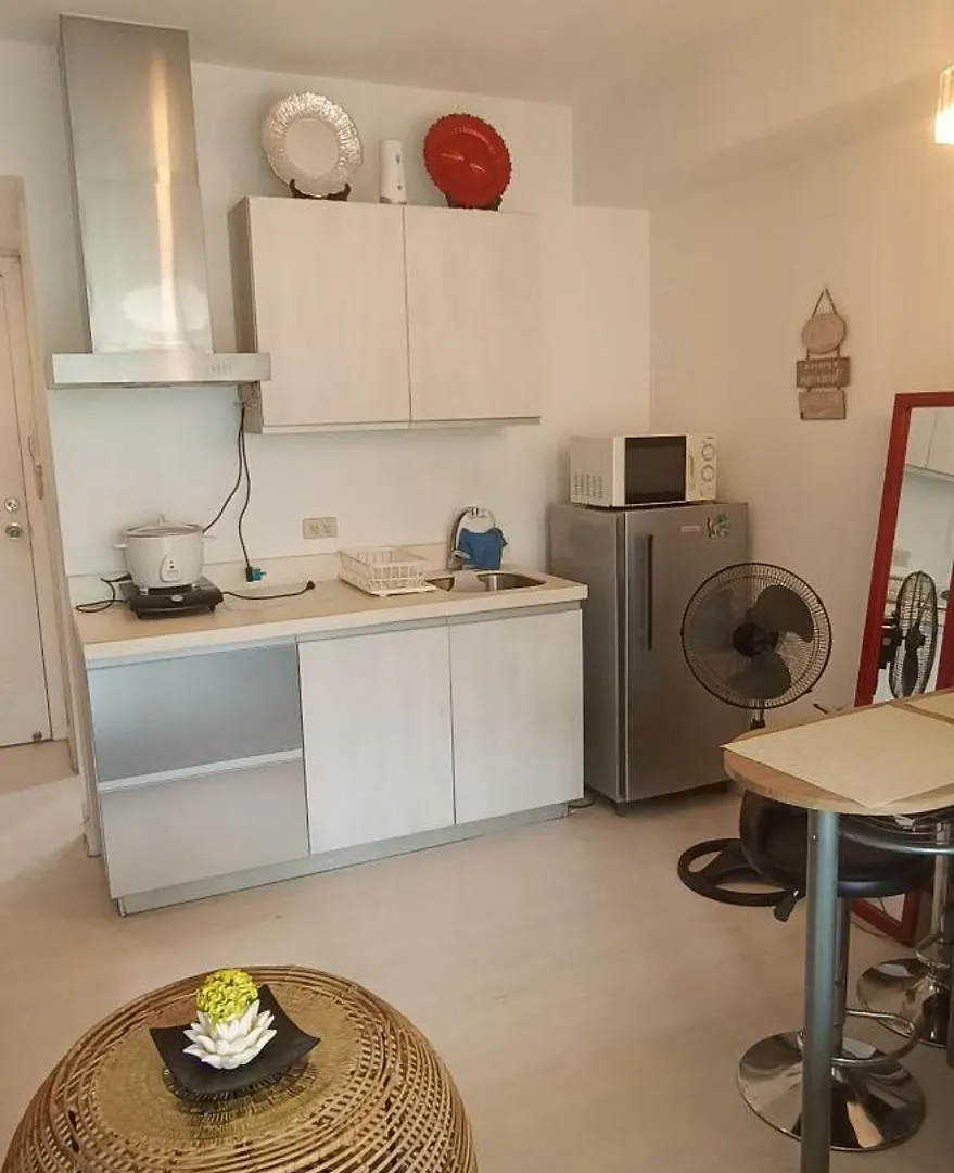 Casa Crisav Staycation Place At Azure Paranaque City