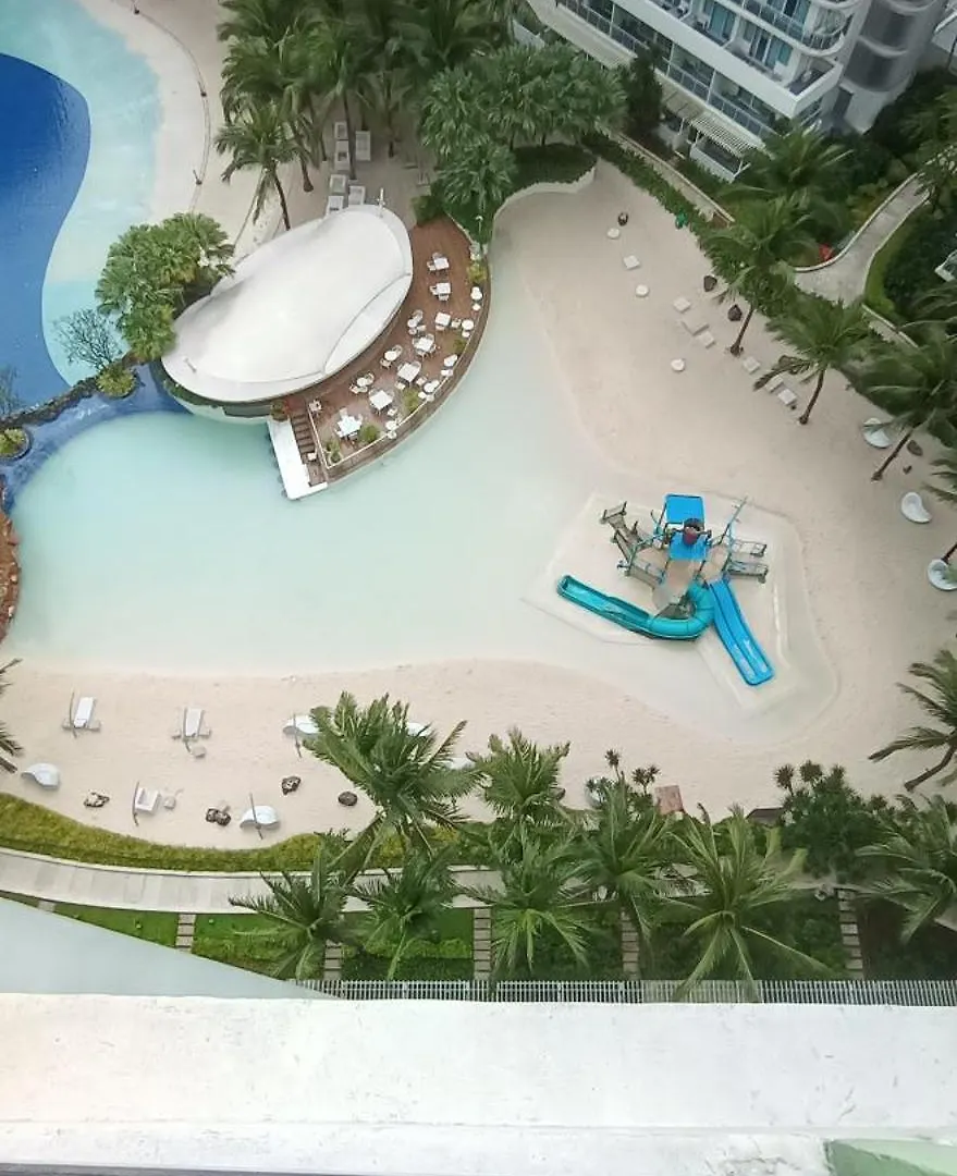 Casa Crisav Staycation Place At Azure Paranaque City